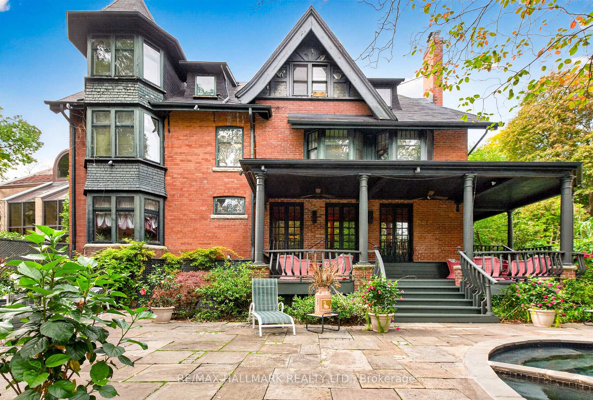 Photo 6 of 11 Pine Hill Road, Toronto, Rosedale-Moore Park — HOMEH