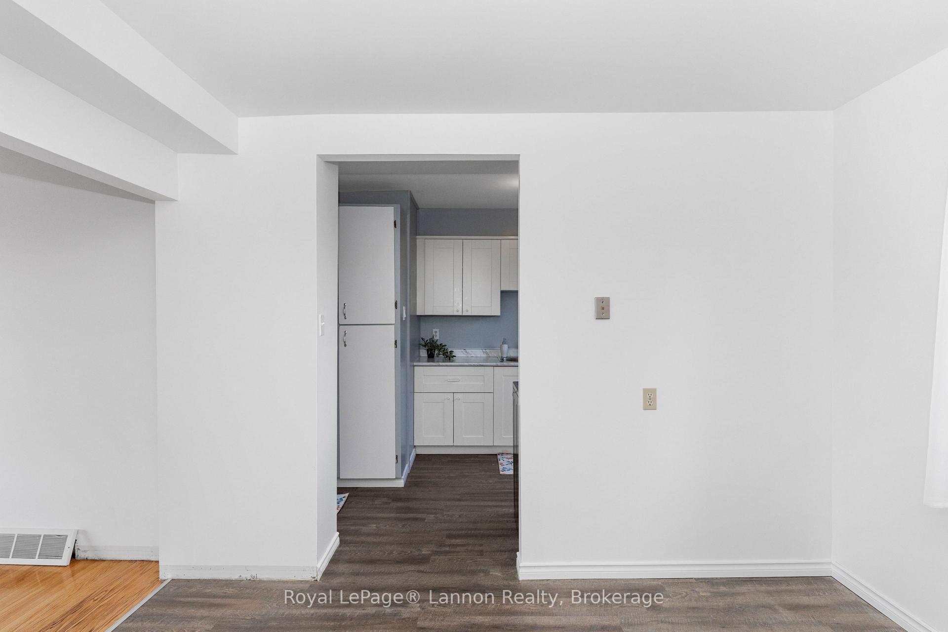 Photo 12 of 103A Redwood Avenue W, Thunder Bay, Northwood Park — HOMEH