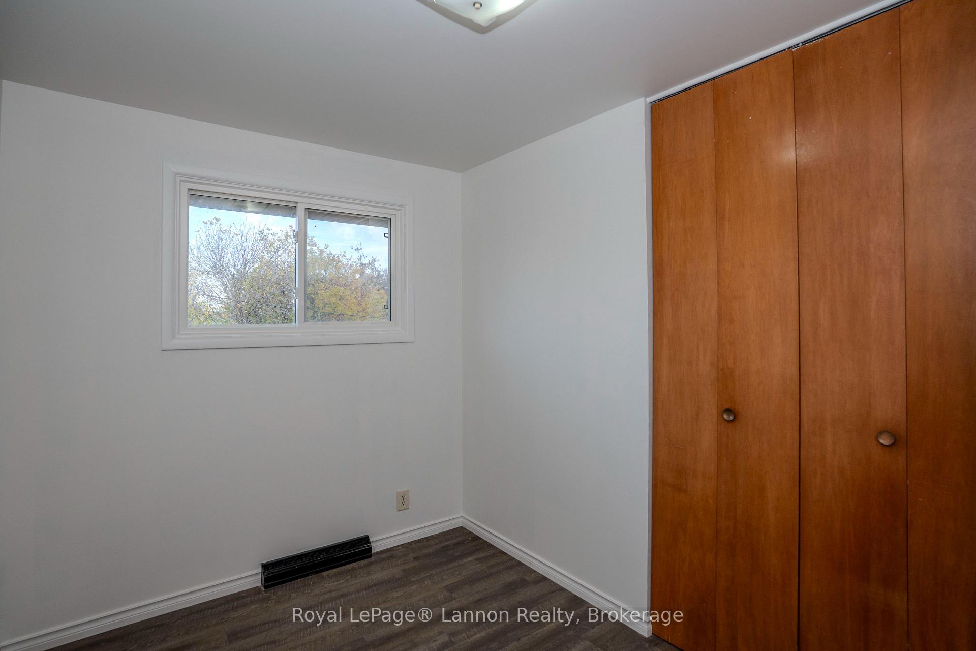 Photo 19 of 103A Redwood Avenue W, Thunder Bay, Northwood Park — HOMEH