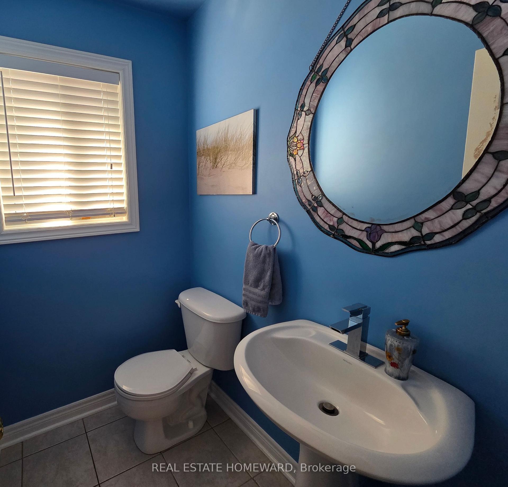 Photo 14 of 139 Birkhall Place, Barrie, Innis-Shore — HOMEH