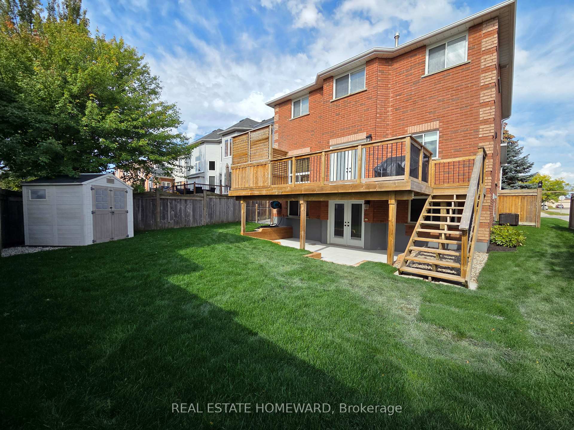 Photo 34 of 139 Birkhall Place, Barrie, Innis-Shore — HOMEH