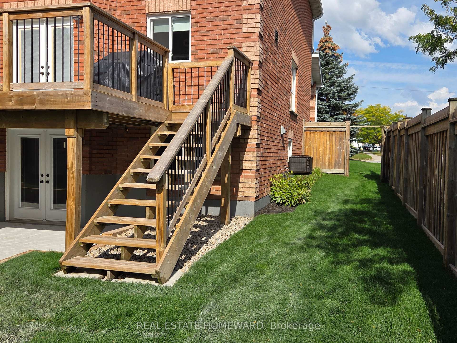 Photo 38 of 139 Birkhall Place, Barrie, Innis-Shore — HOMEH