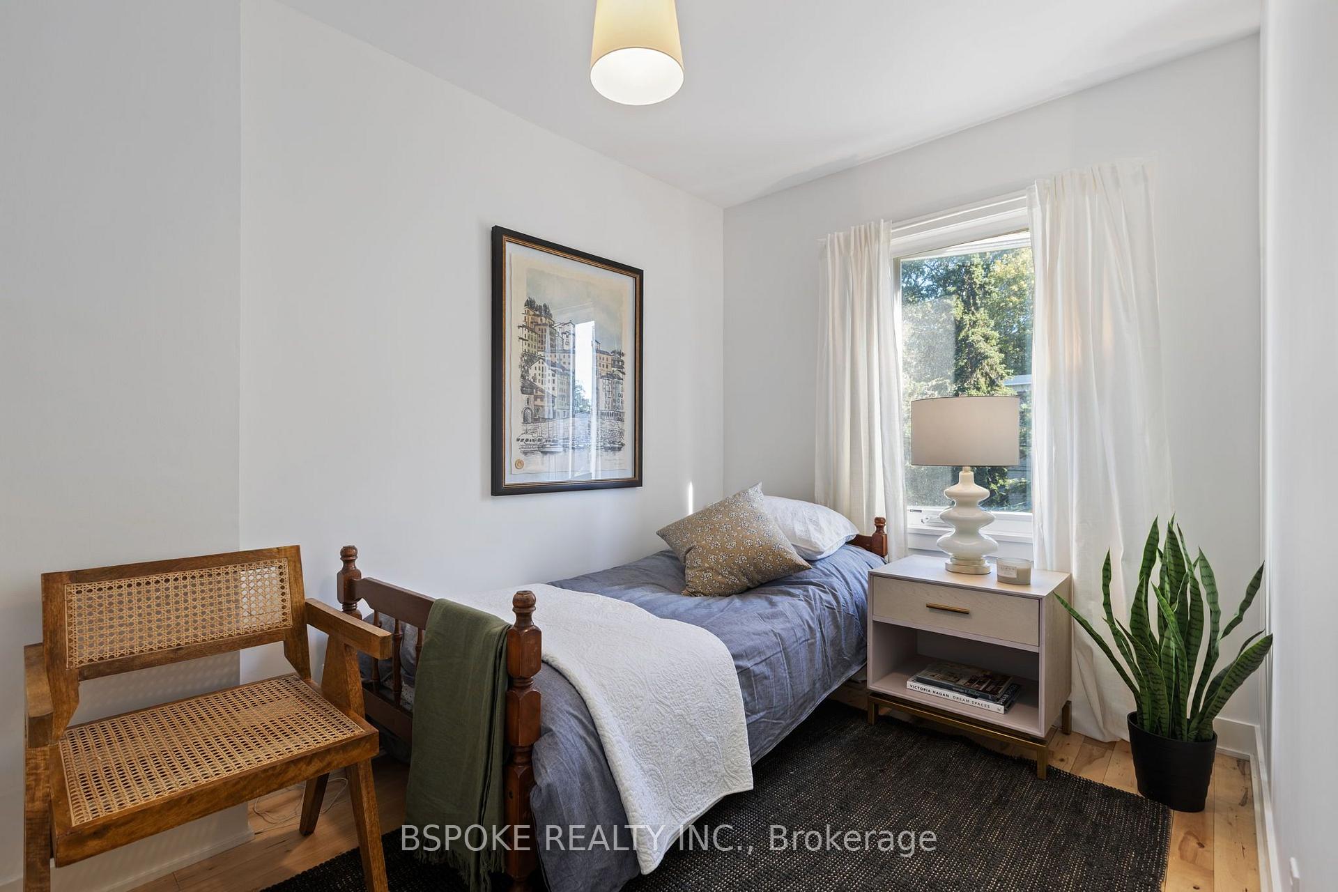 Photo 18 of 389 Coxwell Avenue, Toronto, Woodbine Corridor — HOMEH