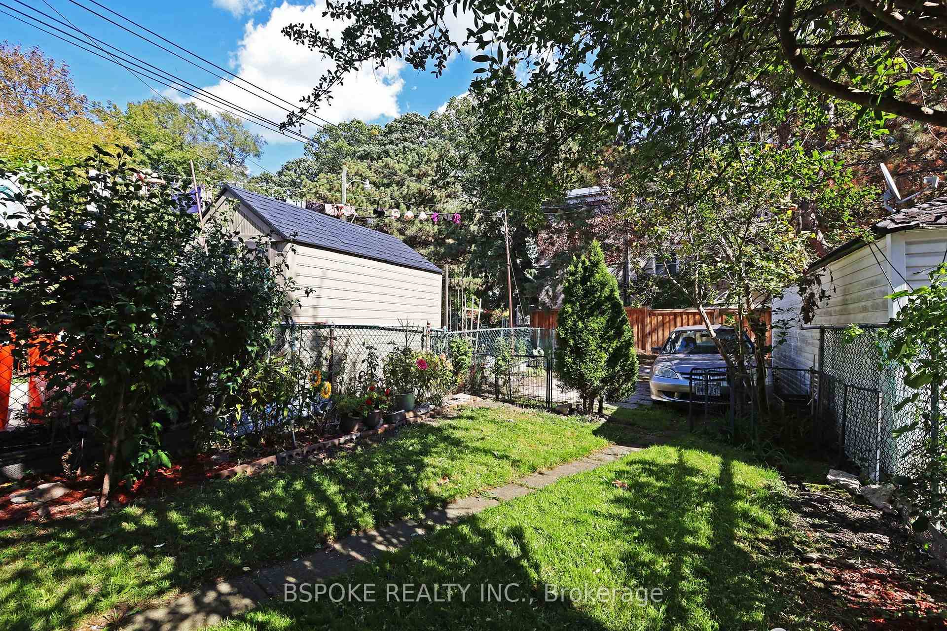 Photo 30 of 389 Coxwell Avenue, Toronto, Woodbine Corridor — HOMEH