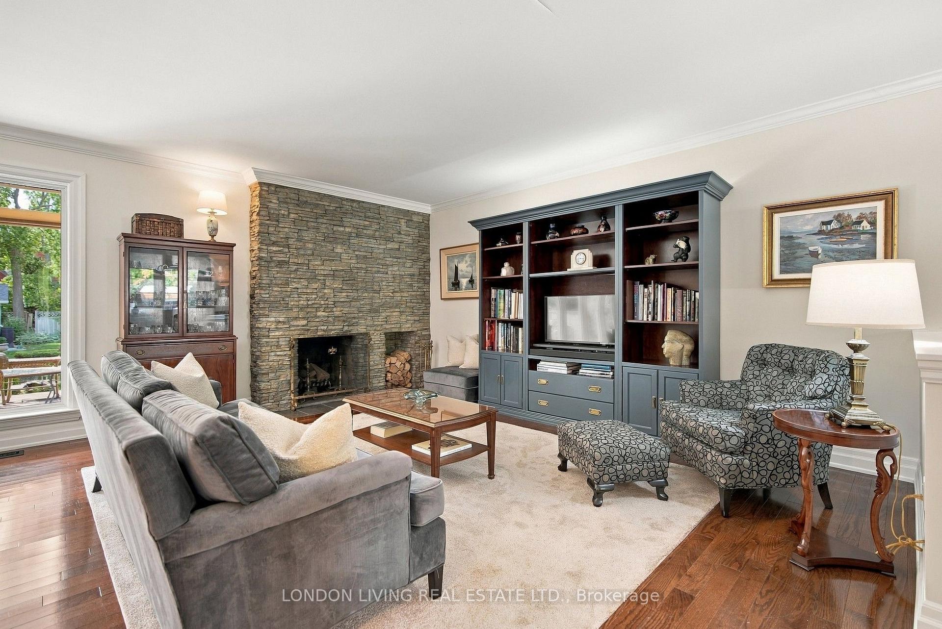 Photo 13 of 69 Logan Avenue, London, East B — HOMEH
