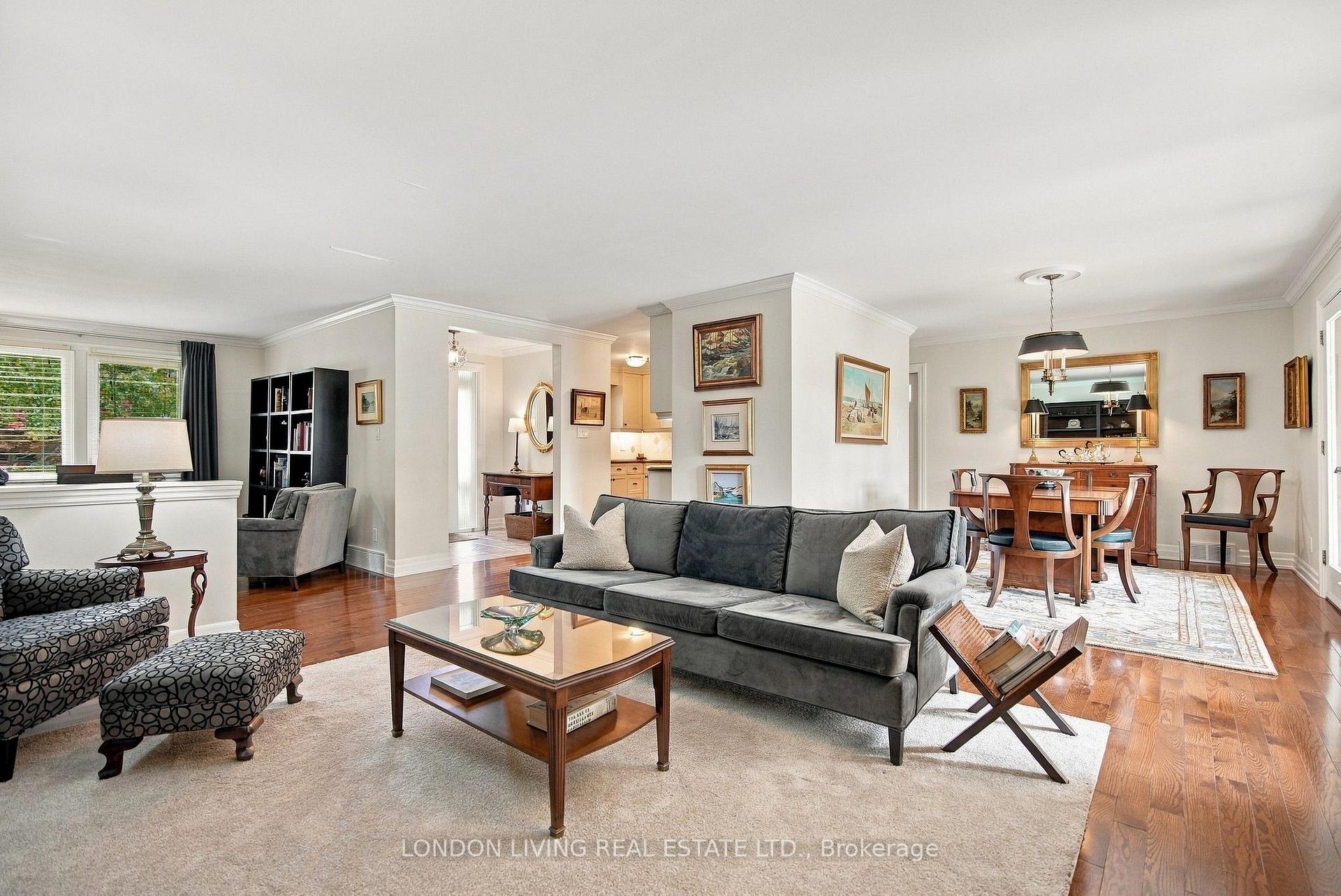 Photo 14 of 69 Logan Avenue, London, East B — HOMEH