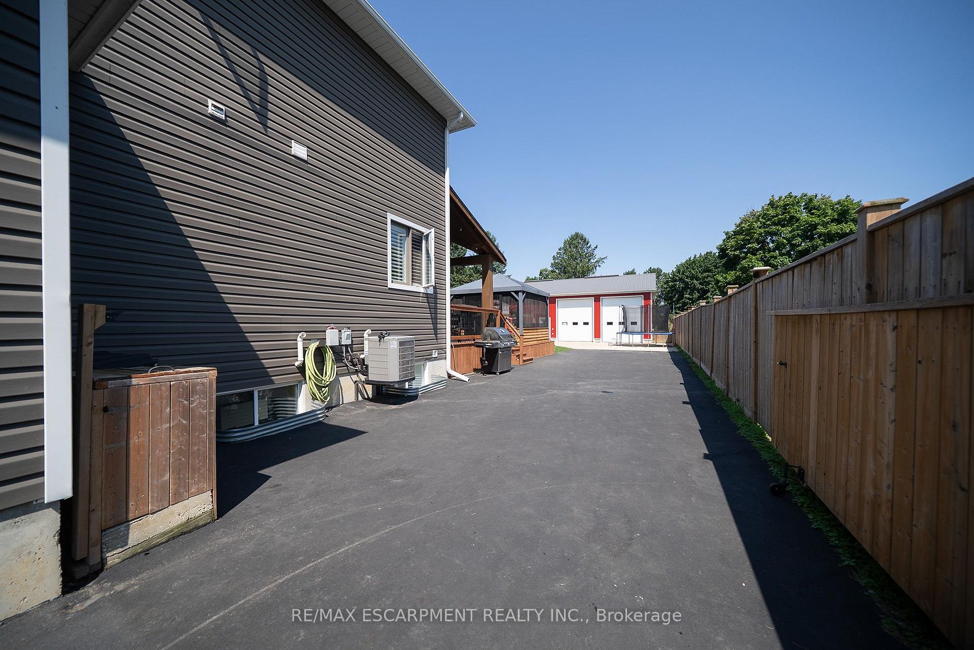 Photo 5 of 166 King Street, Brant, Burford — HOMEH