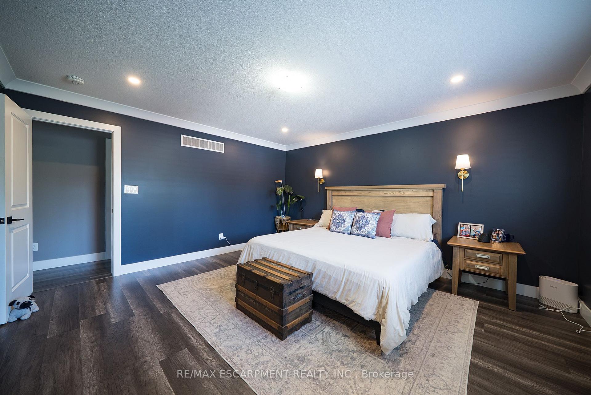 Photo 18 of 166 King Street, Brant, Burford — HOMEH