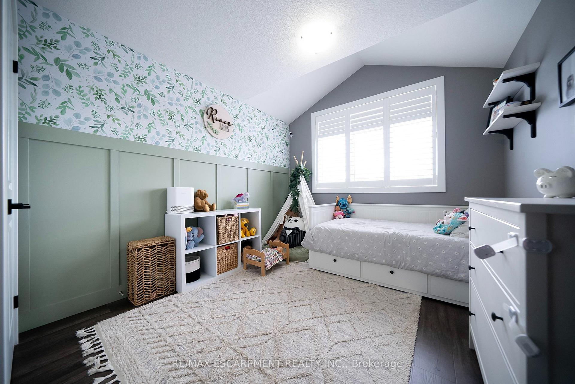 Photo 23 of 166 King Street, Brant, Burford — HOMEH