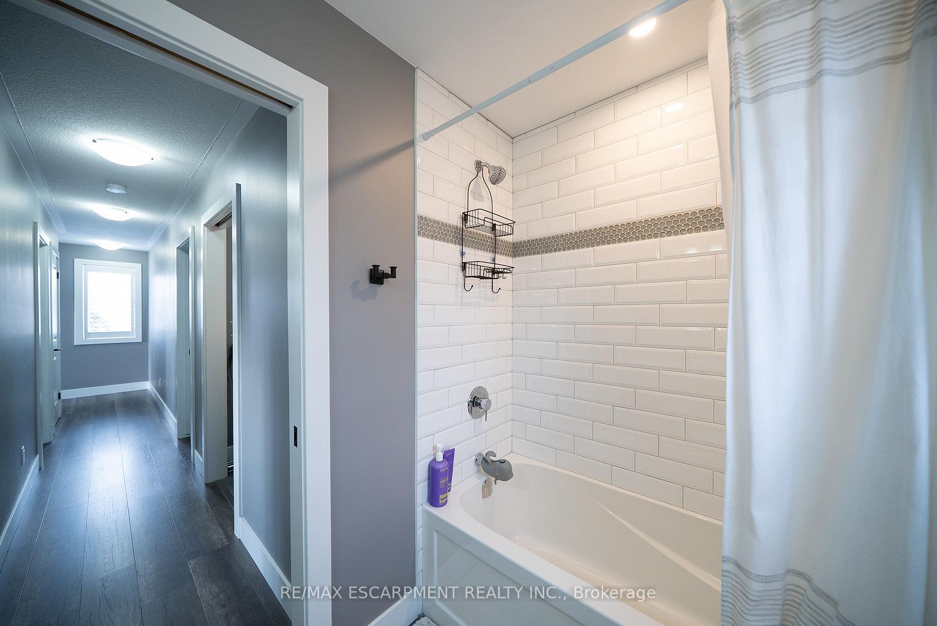 Photo 27 of 166 King Street, Brant, Burford — HOMEH