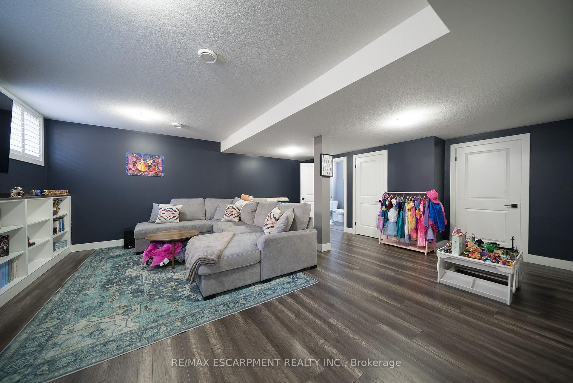 Photo 29 of 166 King Street, Brant, Burford — HOMEH