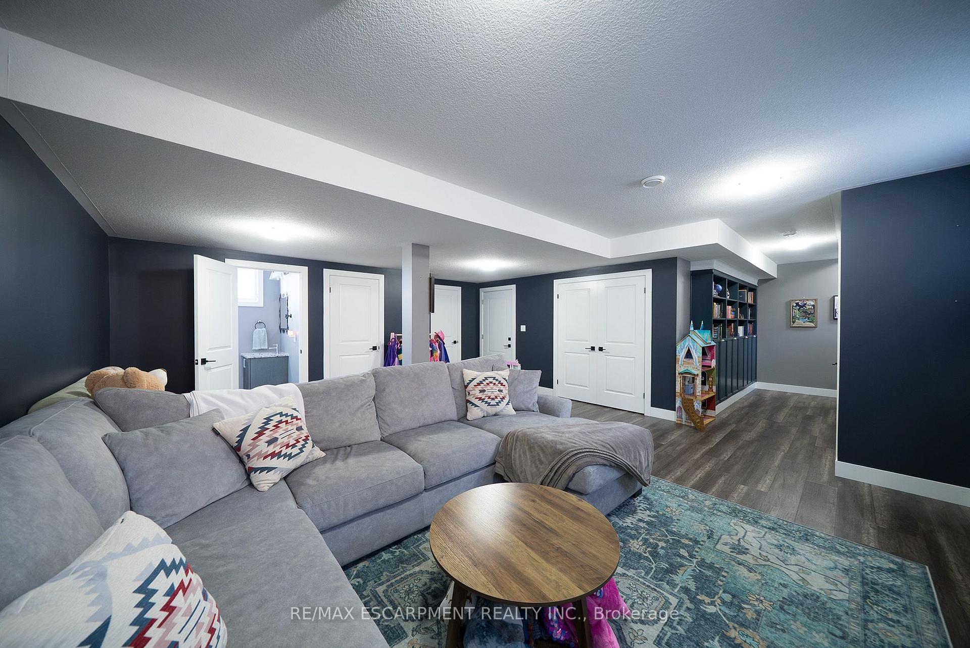 Photo 31 of 166 King Street, Brant, Burford — HOMEH