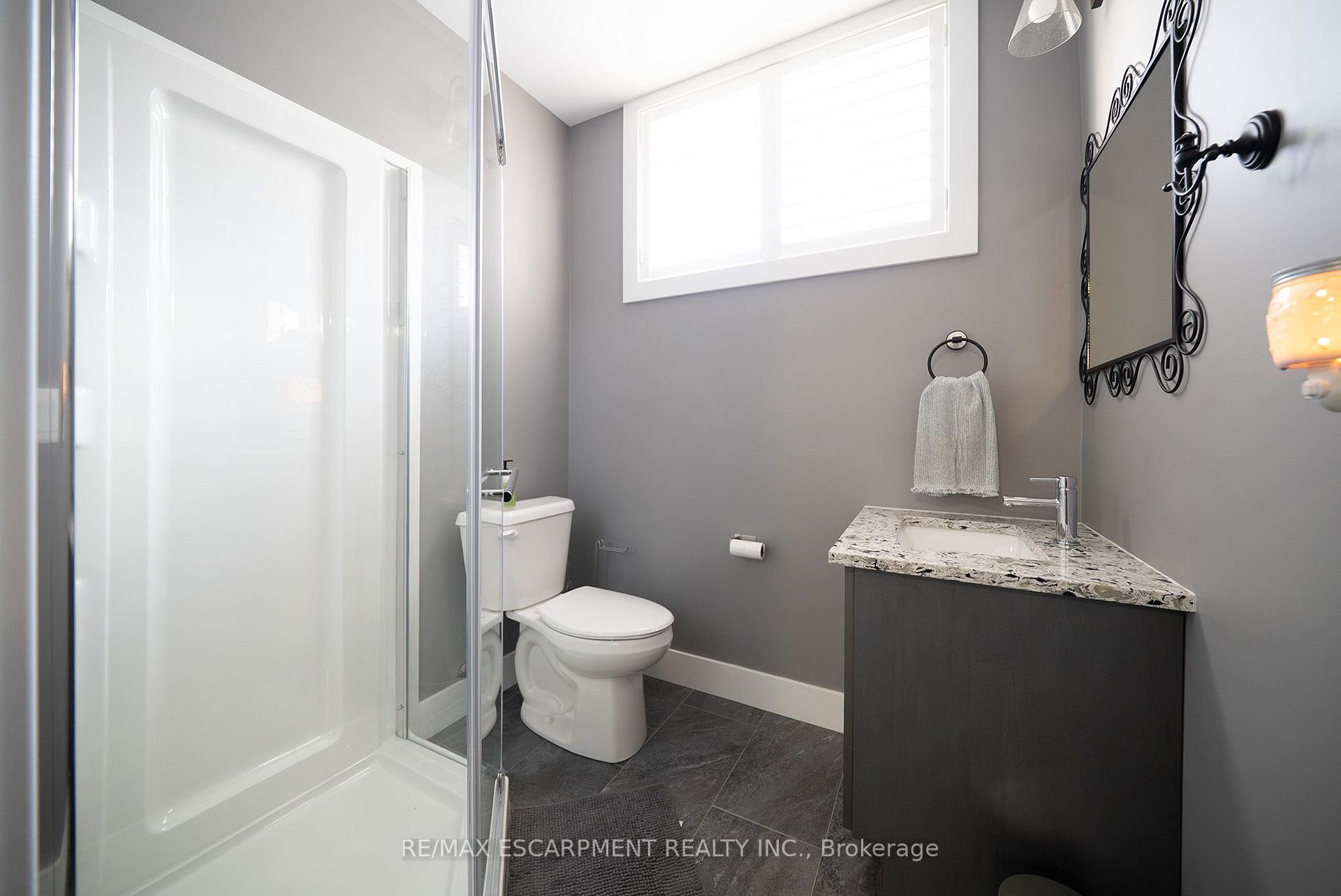 Photo 32 of 166 King Street, Brant, Burford — HOMEH