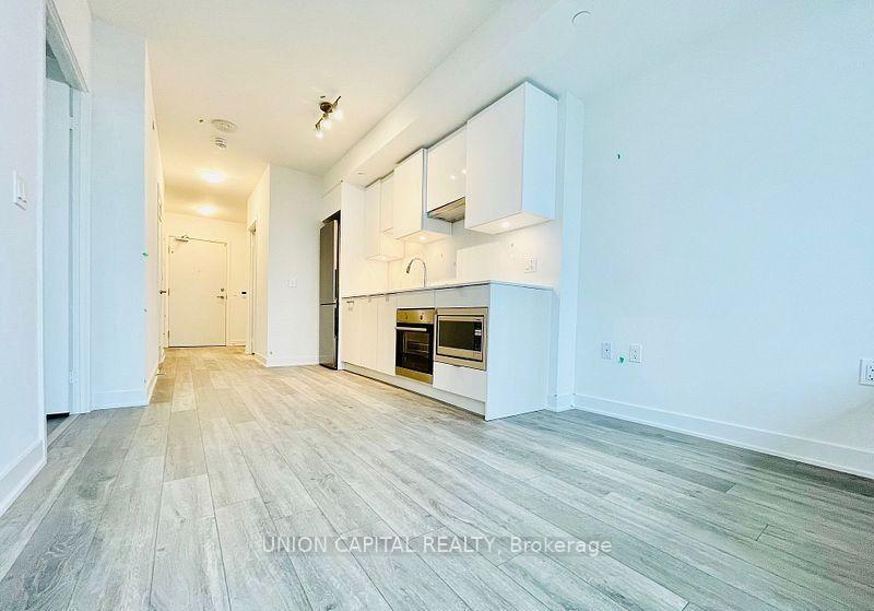 Photo 2 of Unit 2209, 195 Redpath Avenue, Toronto, Mount Pleasant West — HOMEH