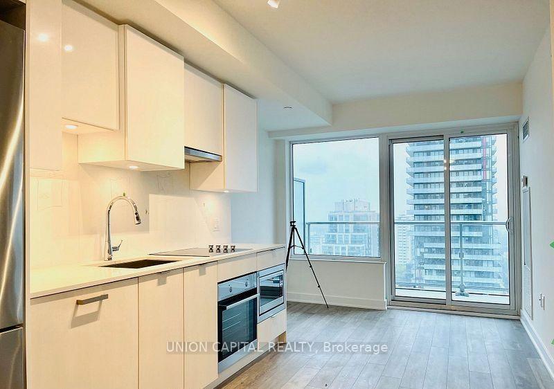Photo 3 of Unit 2209, 195 Redpath Avenue, Toronto, Mount Pleasant West — HOMEH