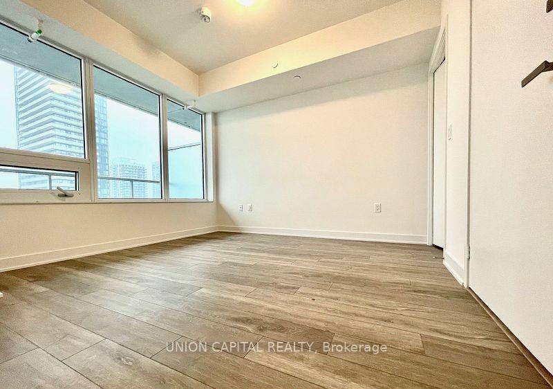 Photo 5 of Unit 2209, 195 Redpath Avenue, Toronto, Mount Pleasant West — HOMEH