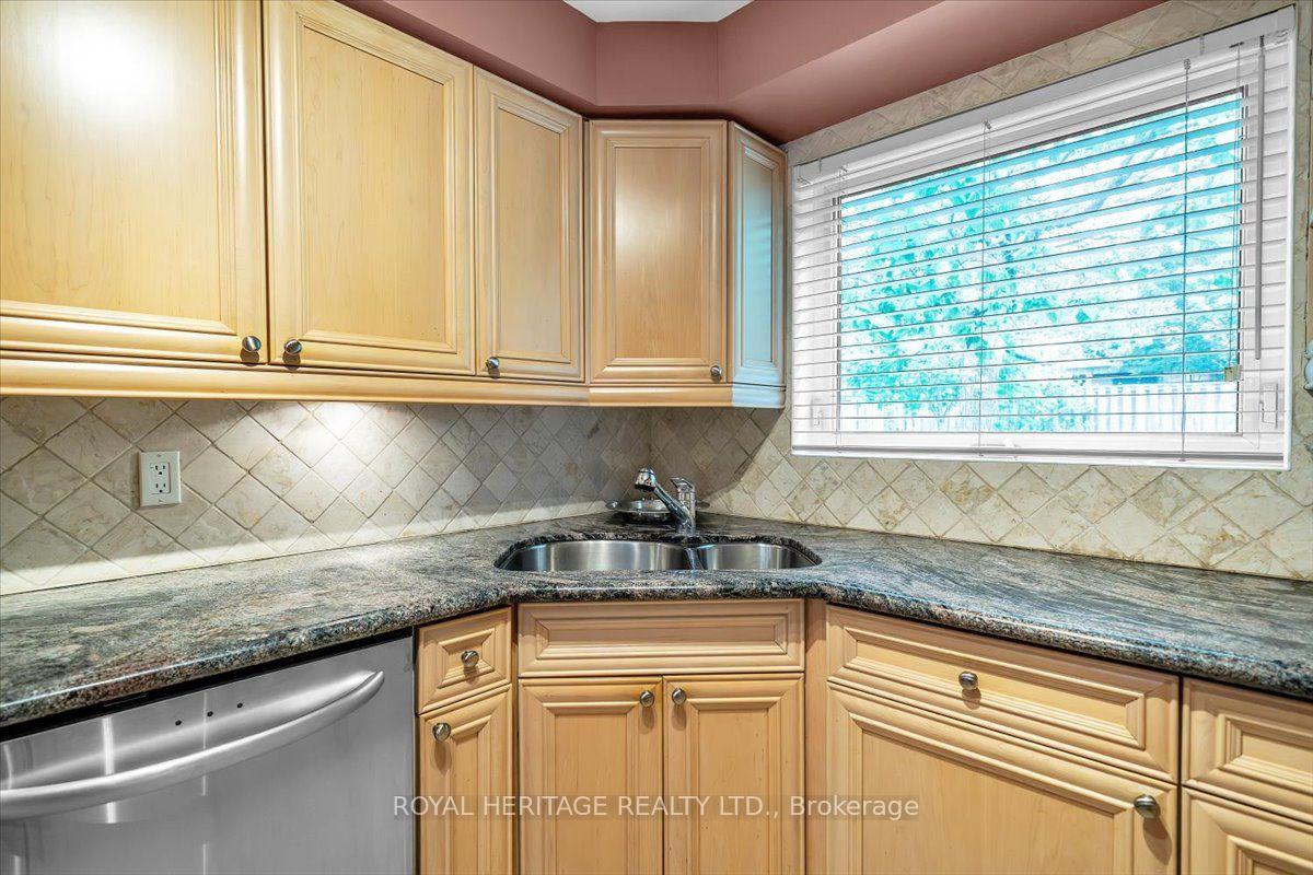 Photo 15 of 15 Cadby Road, Ajax, South West — HOMEH