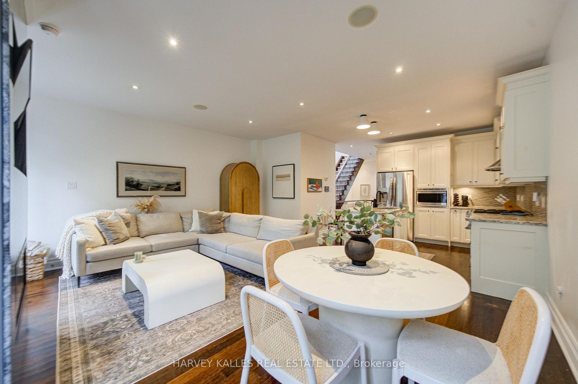 Photo 17 of 328 Douglas Avenue, Toronto, Bedford Park-Nortown — HOMEH