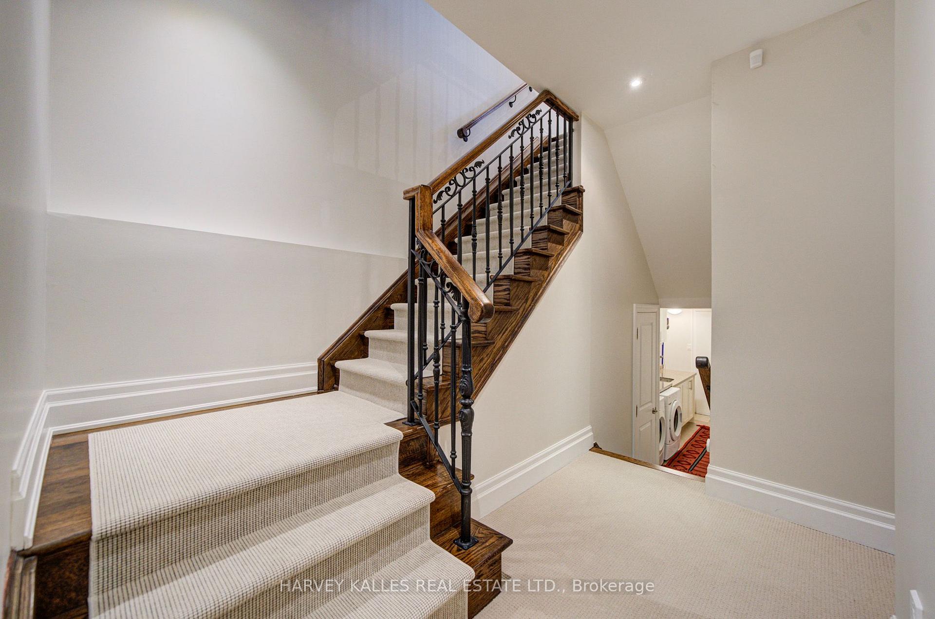 Photo 35 of 328 Douglas Avenue, Toronto, Bedford Park-Nortown — HOMEH