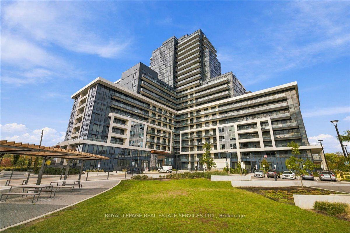 Photo 3 of Unit 402, 3220 William Coltson Avenue, Oakville, Joshua Meadows — HOMEH