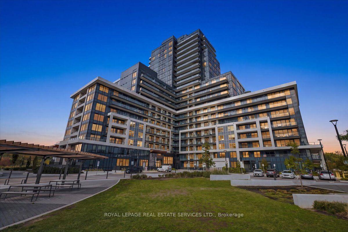 Photo 4 of Unit 402, 3220 William Coltson Avenue, Oakville, Joshua Meadows — HOMEH