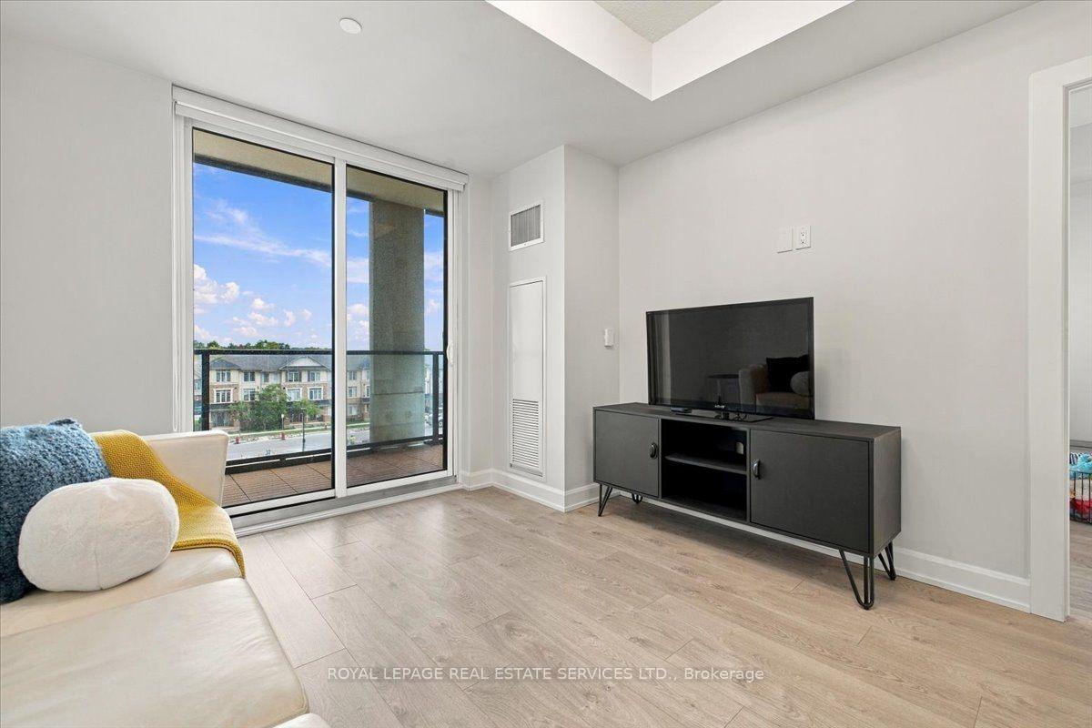Photo 17 of Unit 402, 3220 William Coltson Avenue, Oakville, Joshua Meadows — HOMEH