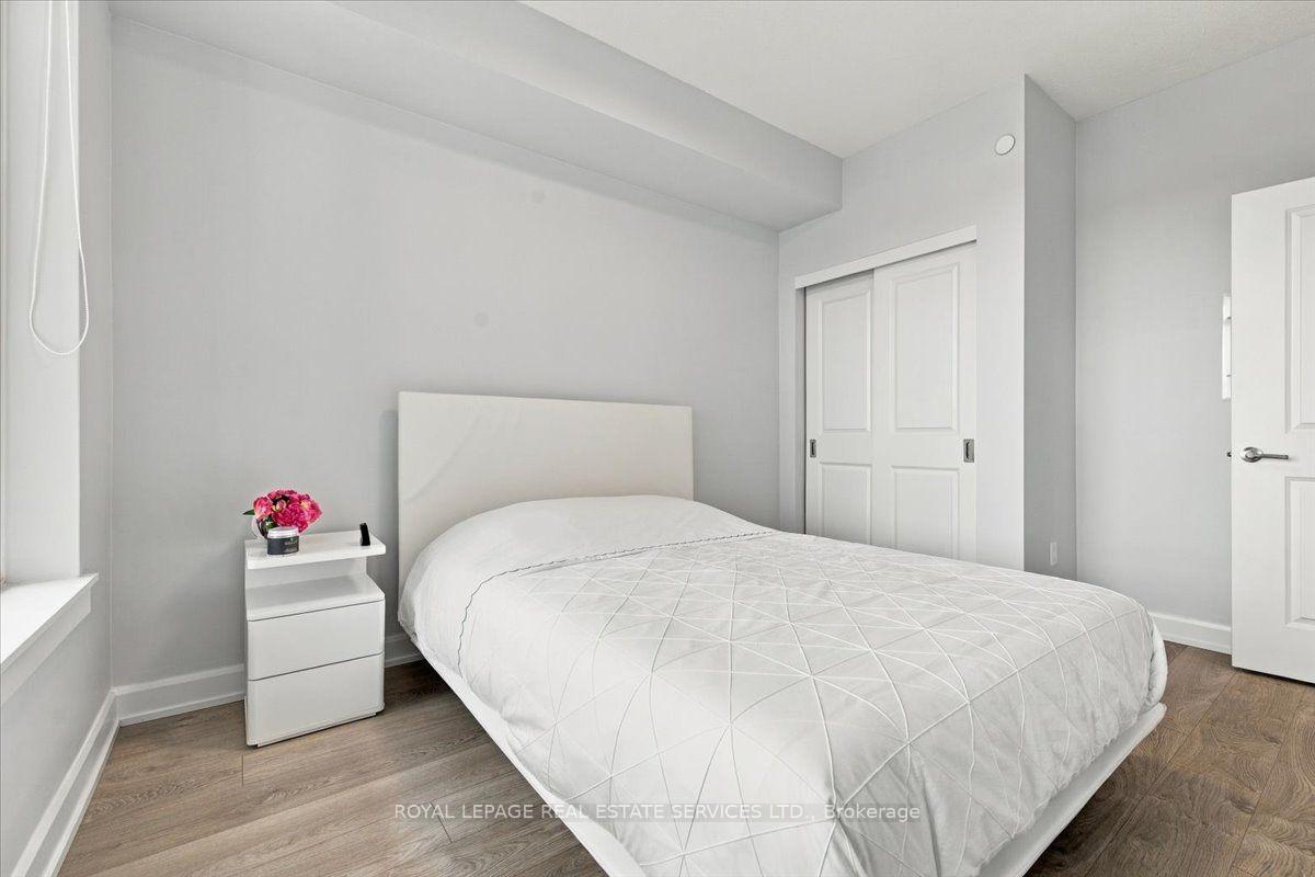 Photo 30 of Unit 402, 3220 William Coltson Avenue, Oakville, Joshua Meadows — HOMEH