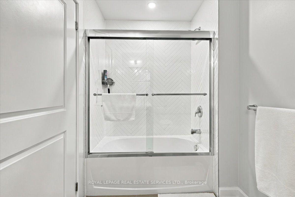 Photo 34 of Unit 402, 3220 William Coltson Avenue, Oakville, Joshua Meadows — HOMEH