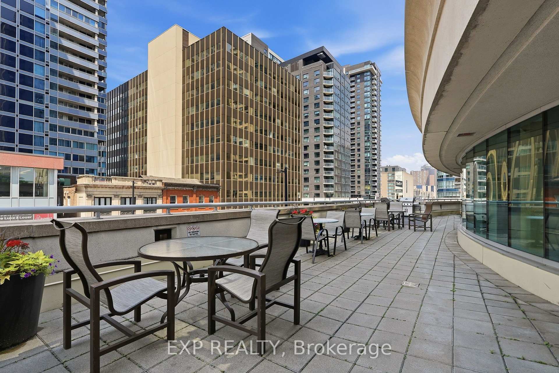 Photo 13 of Unit 304, 234 Rideau Street, Ottawa, Sandy Hill — HOMEH