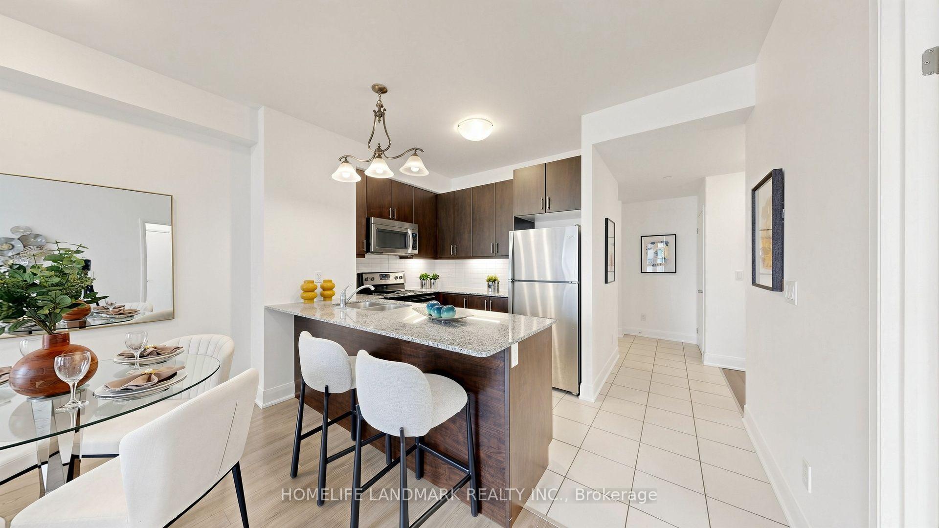 Photo 7 of Unit 905, 2900 Highway 7 Road, Vaughan, Concord — HOMEH