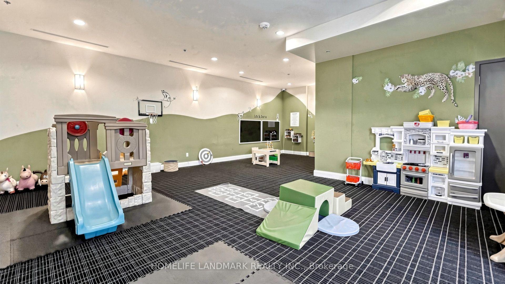 Photo 24 of Unit 905, 2900 Highway 7 Road, Vaughan, Concord — HOMEH