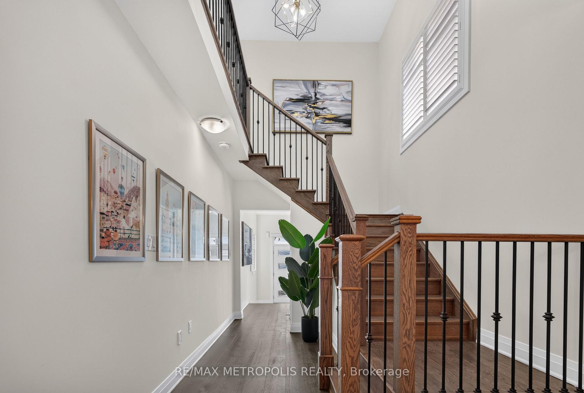 Photo 9 of 32 Lockyer Drive, Whitby, Rural Whitby — HOMEH