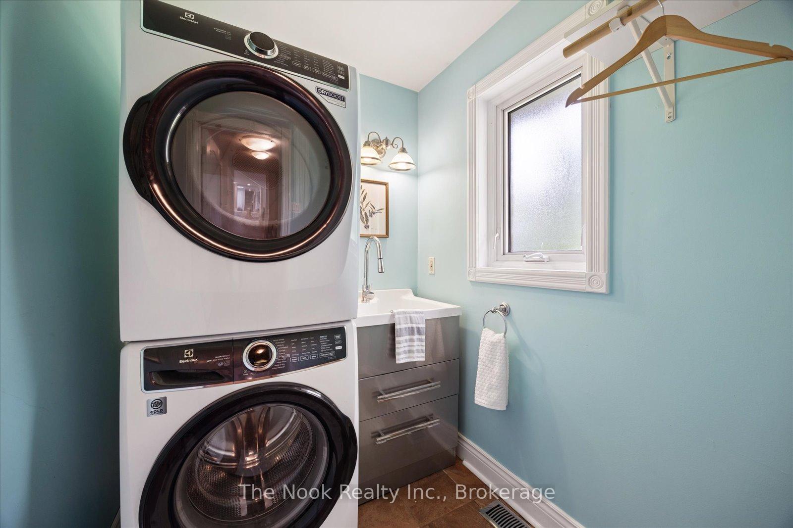 Photo 19 of 30 Potters Lane, Clarington, Rural Clarington — HOMEH