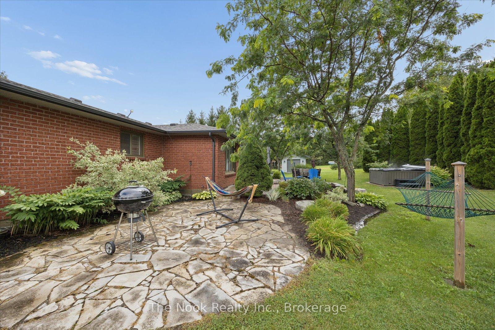 Photo 33 of 30 Potters Lane, Clarington, Rural Clarington — HOMEH
