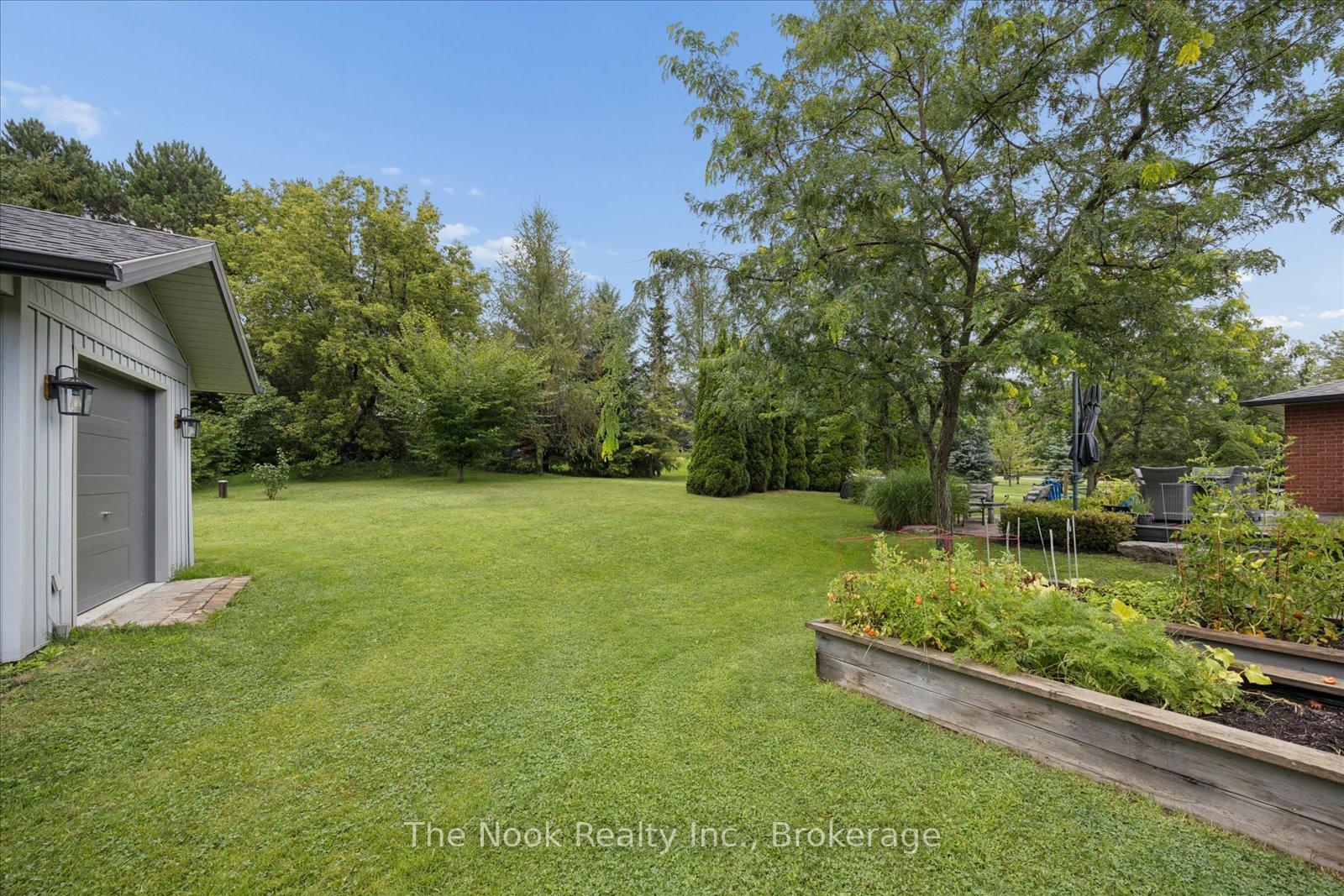 Photo 34 of 30 Potters Lane, Clarington, Rural Clarington — HOMEH