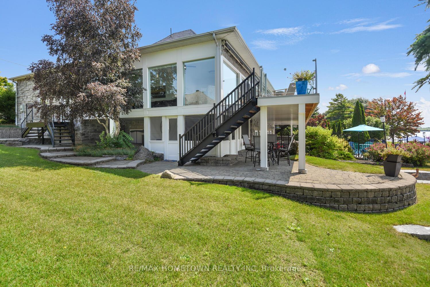 Photo 41 of 201 Empire Hanna Road E, Edwardsburgh/Cardinal, Edwardsburgh/Cardinal Twp — HOMEH