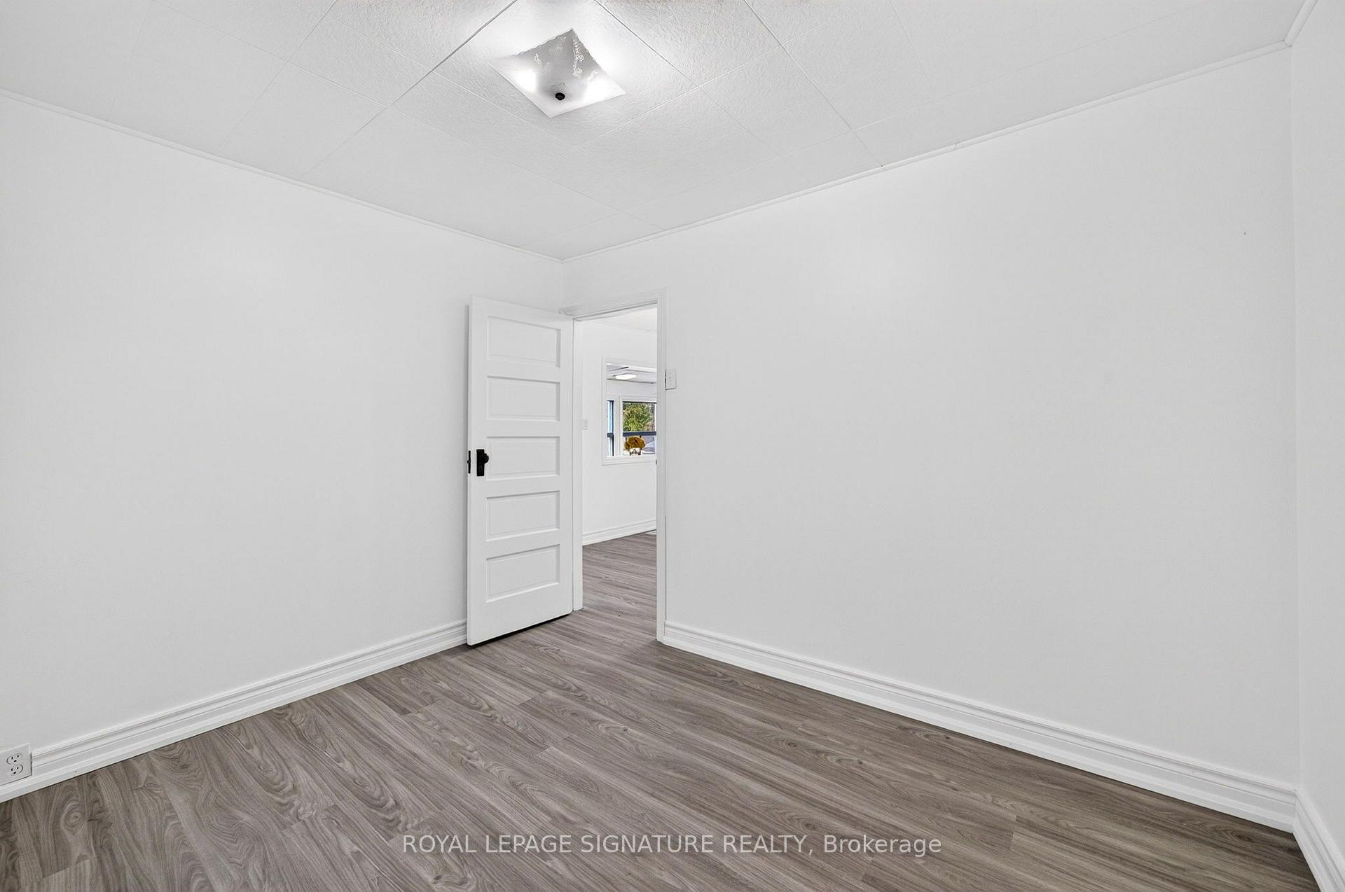 Photo 29 of 54 Farley Circle, Georgina, Historic Lakeshore Communities — HOMEH