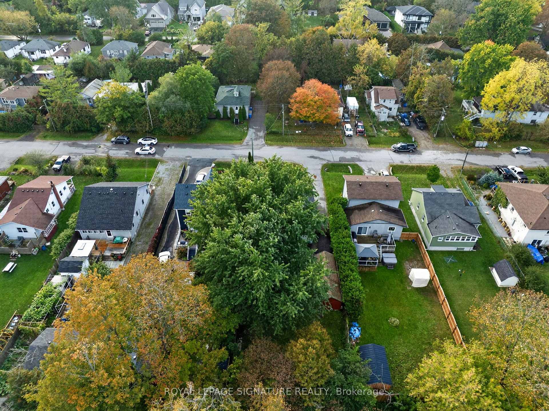 Photo 43 of 54 Farley Circle, Georgina, Historic Lakeshore Communities — HOMEH