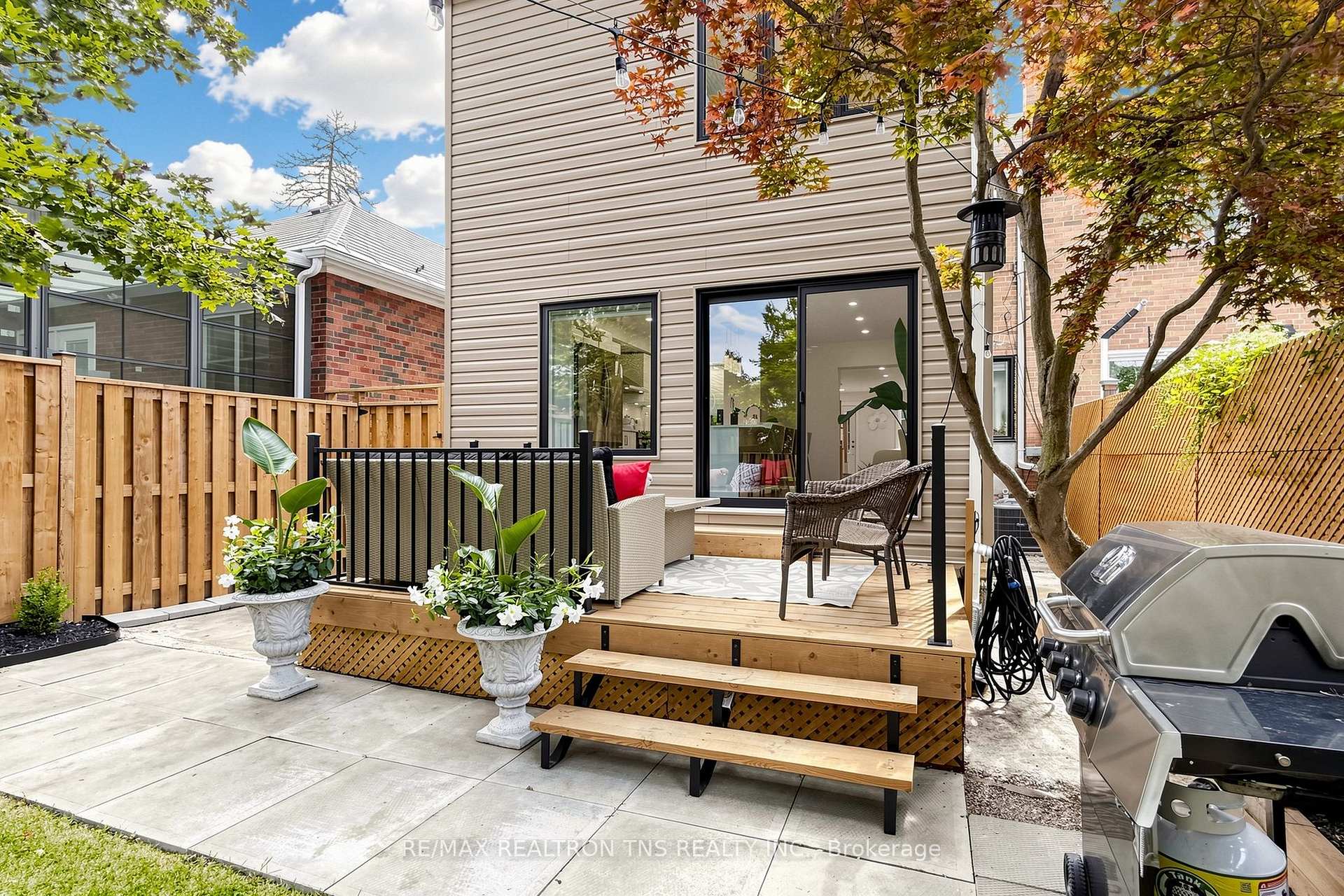 Photo 42 of 136 Glenvale Boulevard, Toronto, Leaside — HOMEH