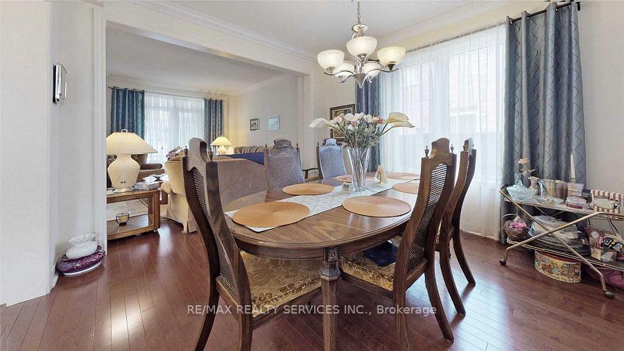 Photo 7 of 3 Bellcrest Road, Brampton, Credit Valley — HOMEH