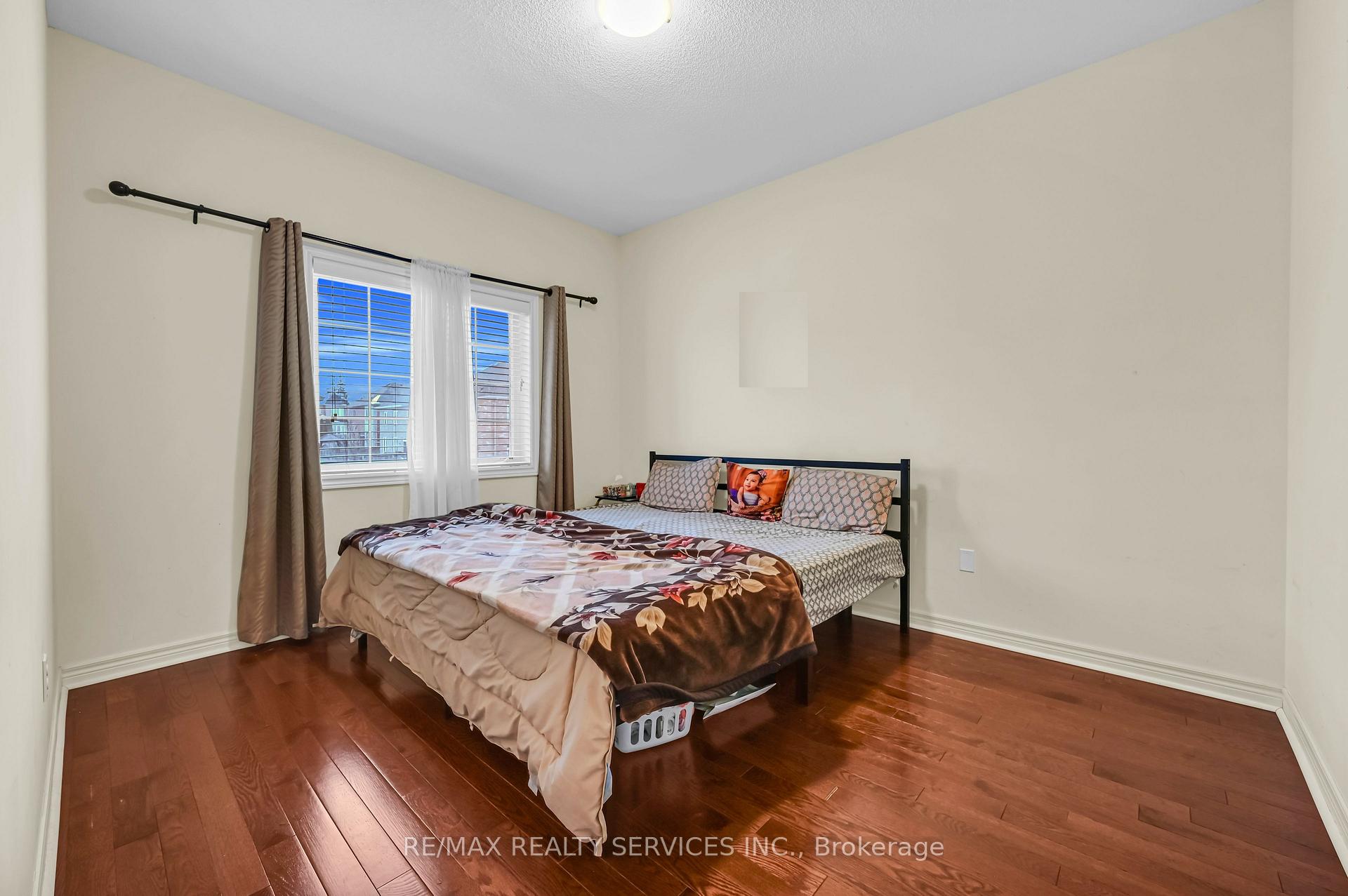 Photo 21 of 3 Bellcrest Road, Brampton, Credit Valley — HOMEH