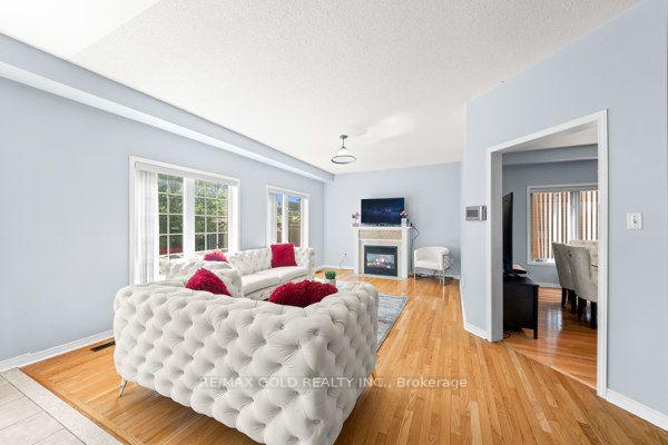 Photo 18 of 14 Beckenham Road, Brampton, Bram East — HOMEH