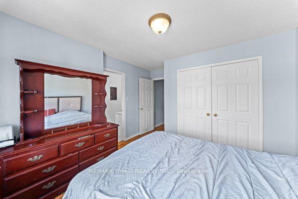 Photo 32 of 14 Beckenham Road, Brampton, Bram East — HOMEH