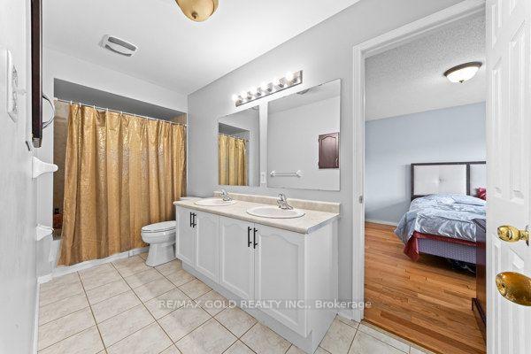 Photo 33 of 14 Beckenham Road, Brampton, Bram East — HOMEH