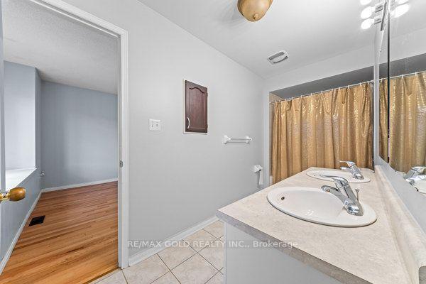 Photo 34 of 14 Beckenham Road, Brampton, Bram East — HOMEH
