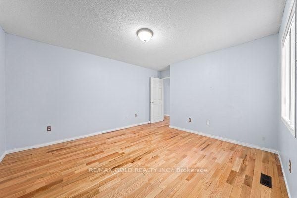 Photo 38 of 14 Beckenham Road, Brampton, Bram East — HOMEH
