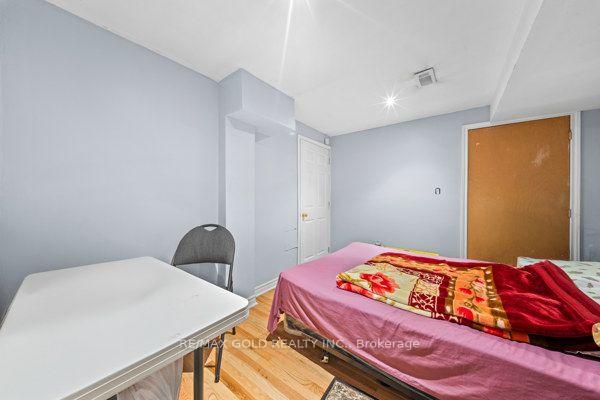 Photo 48 of 14 Beckenham Road, Brampton, Bram East — HOMEH