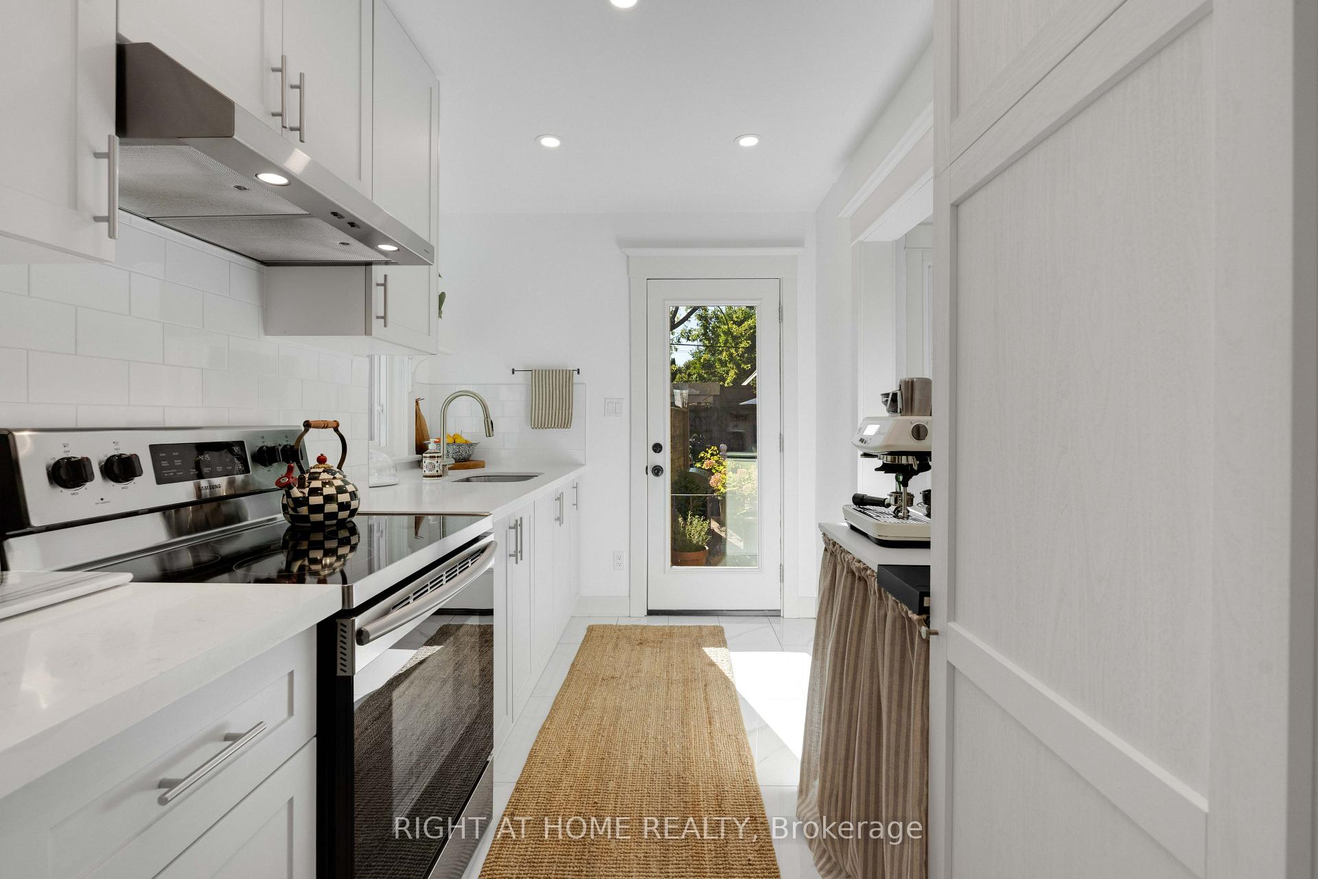 Photo 9 of 1642 Dufferin Street, Toronto, Corso Italia-Davenport — HOMEH