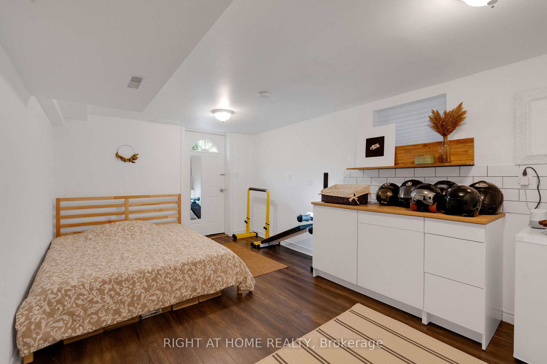 Photo 21 of 1642 Dufferin Street, Toronto, Corso Italia-Davenport — HOMEH