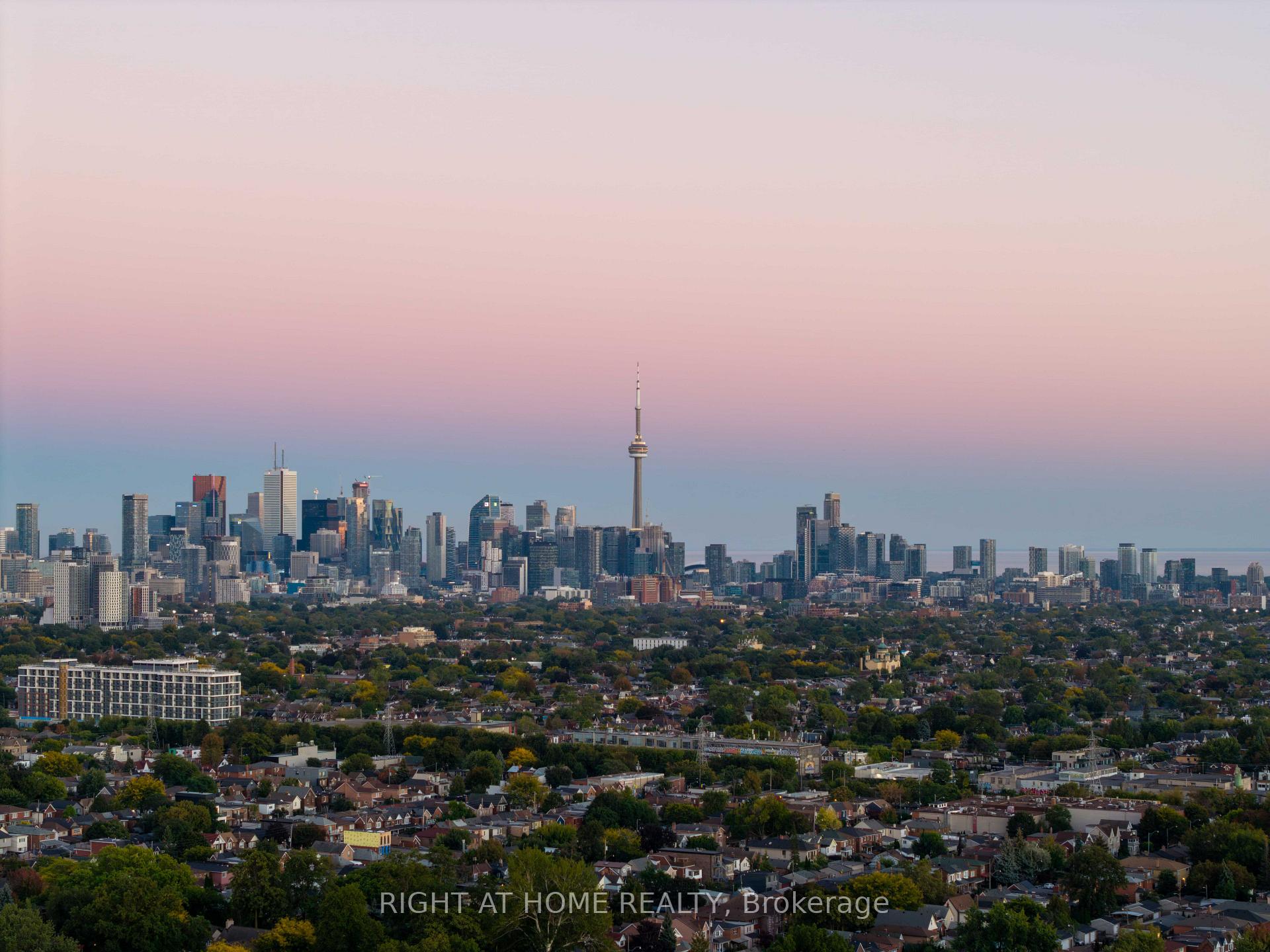 Photo 34 of 1642 Dufferin Street, Toronto, Corso Italia-Davenport — HOMEH